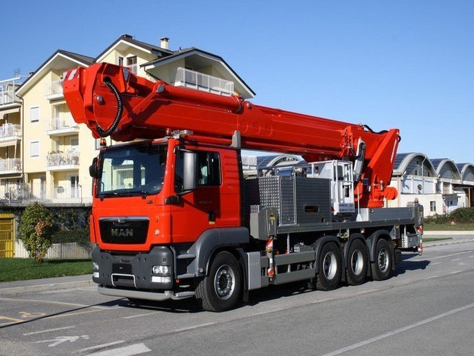 Skyworker | Altezza fino a 58m | RW laterale fino a 25m | Capacità di carico fino a 400kg - BIGMAN